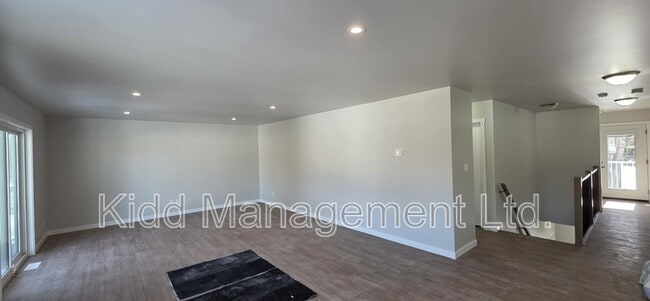 Photo - 3854 Glendale Dr