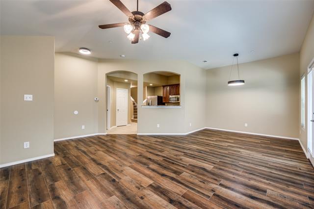 Photo - 1123 Sophia St E