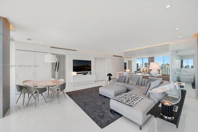 Photo - 50 South Pointe Dr Unit 2903