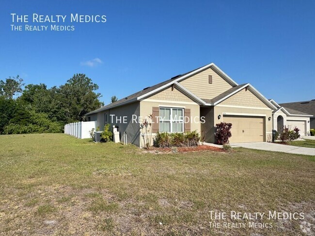 Building Photo - 404 Tanglewood Dr Rental