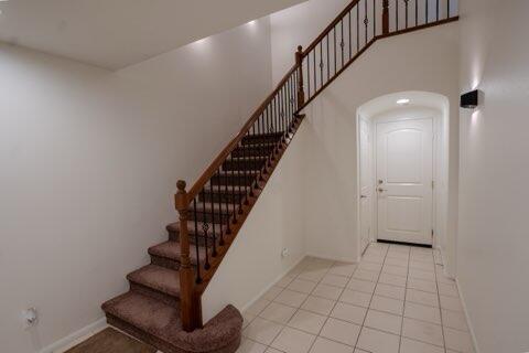 245 Paseo Gregario