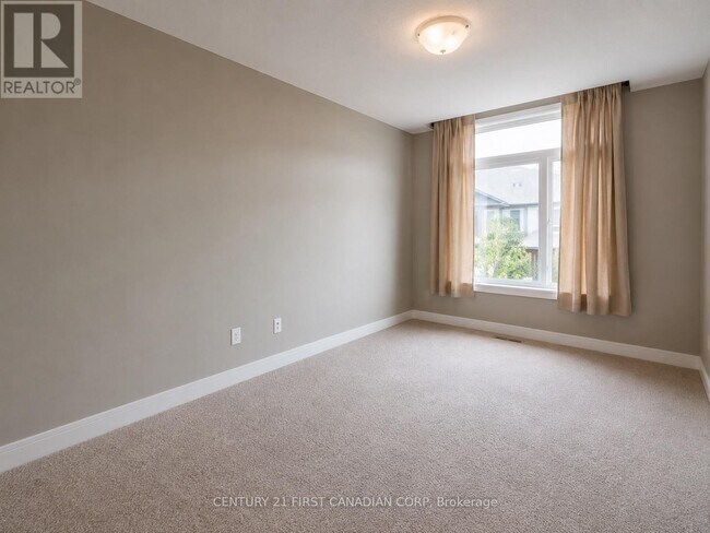 Photo - 2070 Meadowgate Blvd