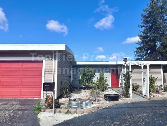 Photo - Very Nice 4 Bed, 2 Bath, 1,546 Sqft Concord House Available 03/15 For Lease!