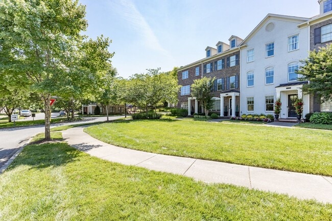 Photo - Welcome to this charming end unit townhome