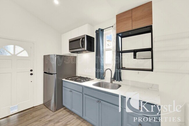 Photo - 215 Central Ave