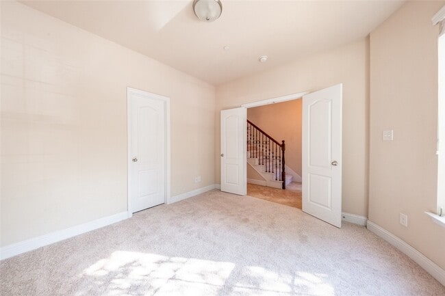Photo - 2500 Rockbrook Dr