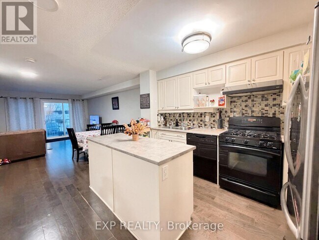 Photo - 4031 Canyon Walk Dr Unité 10