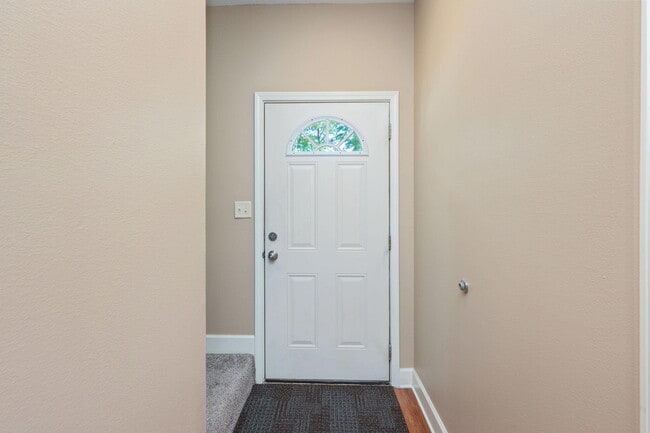 406 Arbor Lake Dr