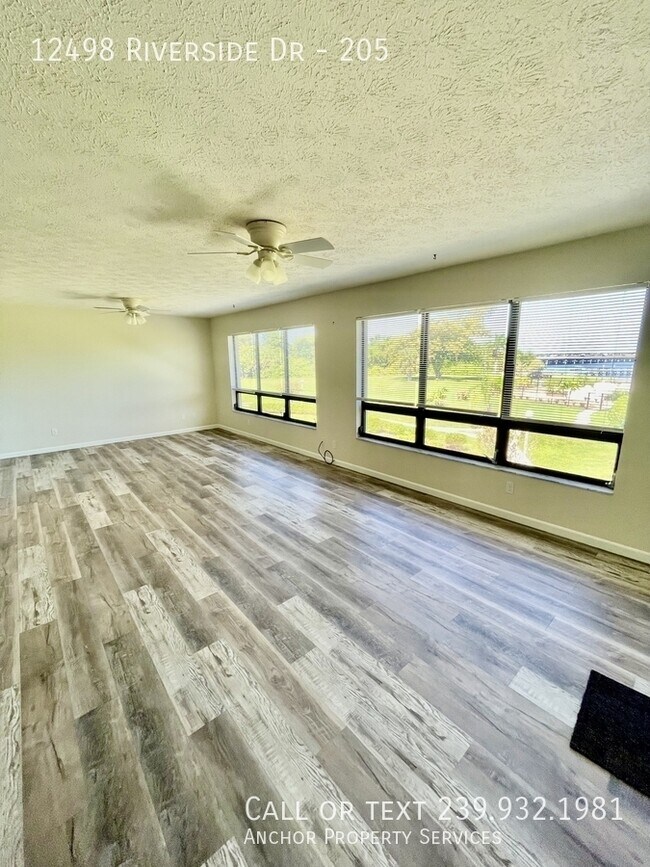 Photo - 12498 Riverside Dr Unit 205