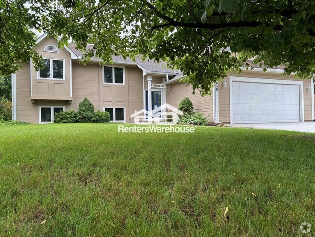 Building Photo - 3838 Danbury Trail Rental