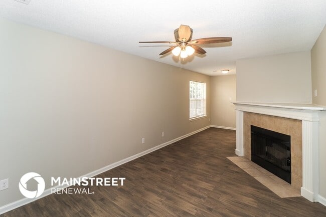 Photo - 7165 Charlton Way