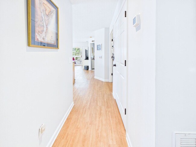 Photo - Furnished 2 bd/ 2 ba condo in St James Community!