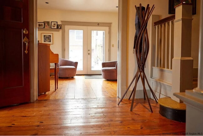 Photo - 38 Old Rte 299