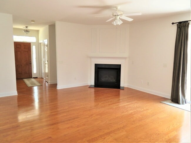 Photo - 3 bedroom, 2 bath home located in Waterford community of Leland