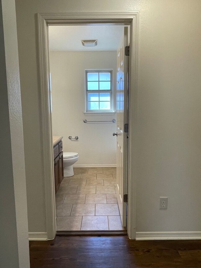 Photo - Executive Rental All Brick Home near South...
