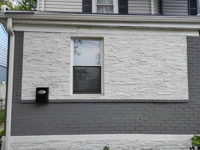 Photo - 5103 Sheriff Rd NE