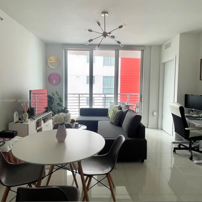 Photo - 7875 NW 107th Ave Unit 605