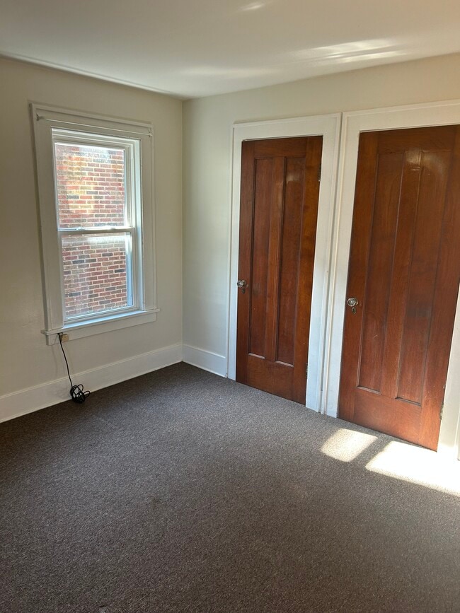 Photo - 1129 Brown Ave Unit 2