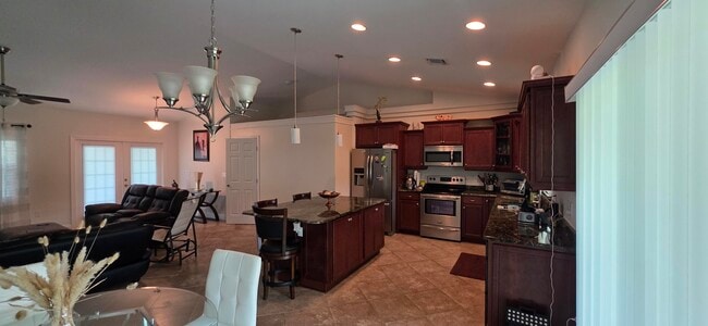 Photo - 5838 NW Gillespie Ave