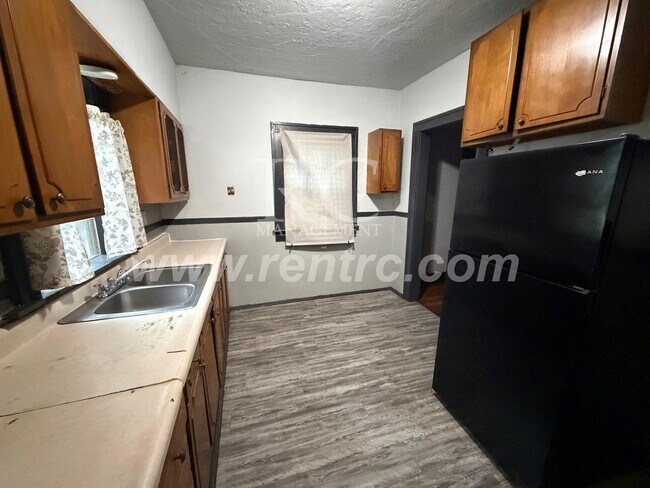 619 Harmon-