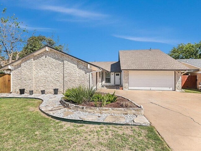 Photo - 1202 Woodfield Dr