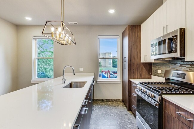 Photo - 6204 S Kimbark Ave Unit 2W