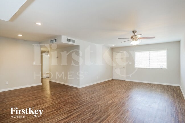 Photo - 1615 W Bluefield Ave