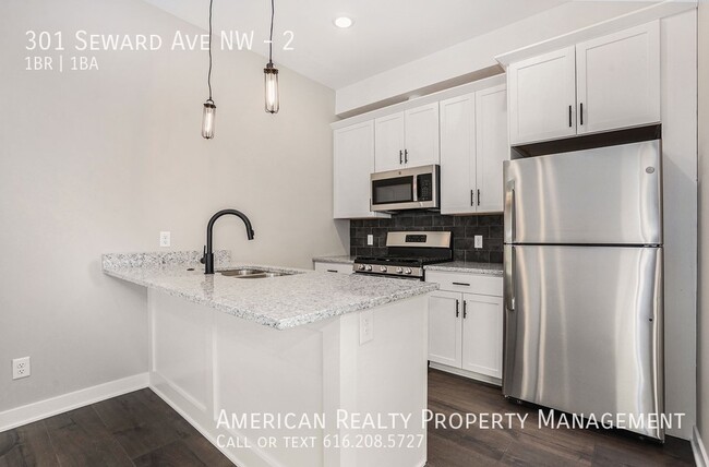 Photo - 301 Seward Ave NW Unit 2