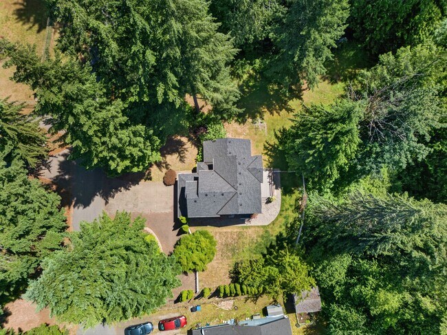 Photo - A Private Sanctuary with Perfect Proximity