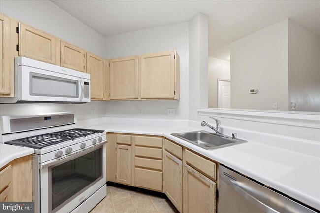 Photo - 14316 Climbing Rose Way Unit 102