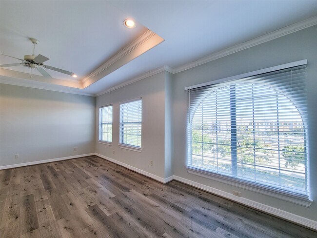 Photo - 2416 La Branch St