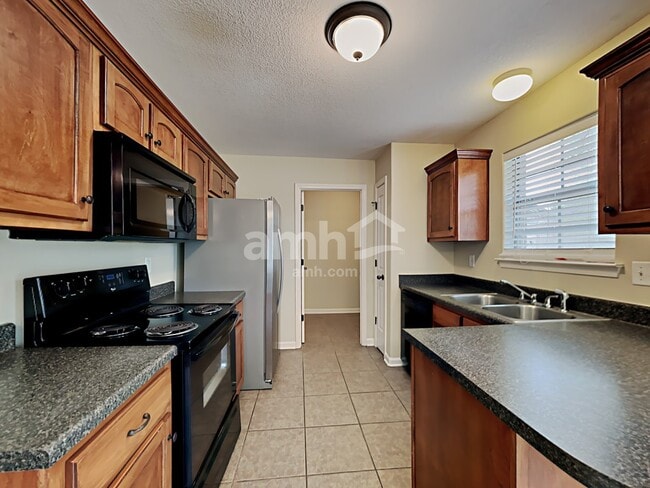 Photo - 6652 Clingmans Cv