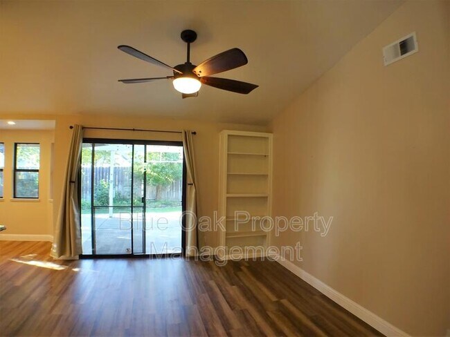 Photo - 3008 California Park Dr