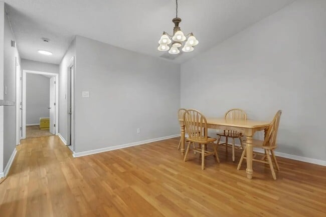 Photo - Benchmark Trace