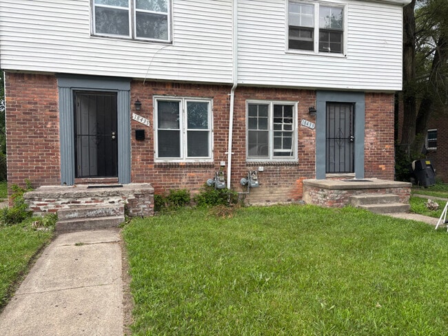 Building Photo - 18439 Greenfield Rd Rental