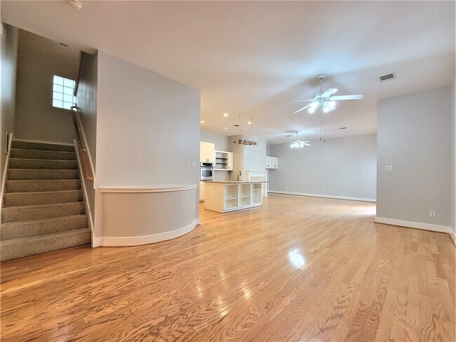 Photo - 2515 Brinkman St