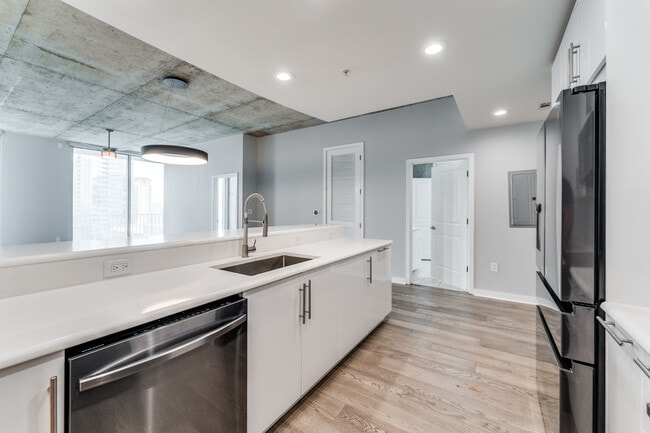 Photo - 360 Nueces St Unit #2409