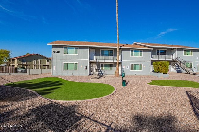 Photo - 1346 E Mountain View Rd Unidad 207