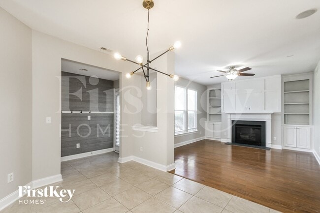 Photo - 15636 Seafield Ln