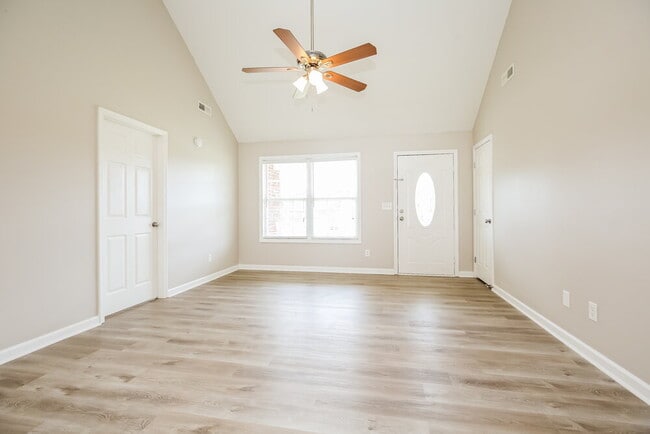 Photo - 7017 Steen Blvd