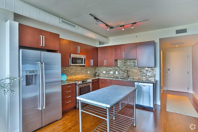 1BR, 1BA - A2 - The VUE Charlotte On 5th