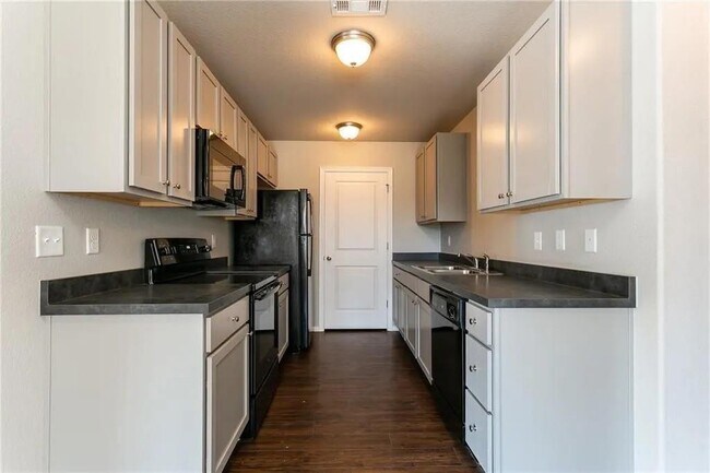 Photo - 1743 E Central St