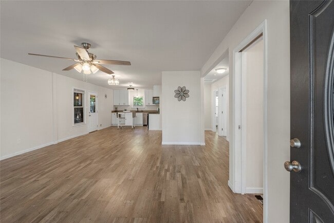 Photo - 2221 N Alexander St