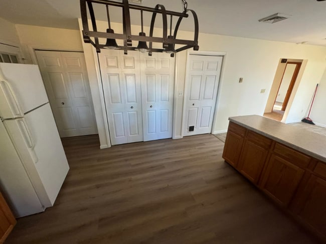 Photo - 268 Banning Rd