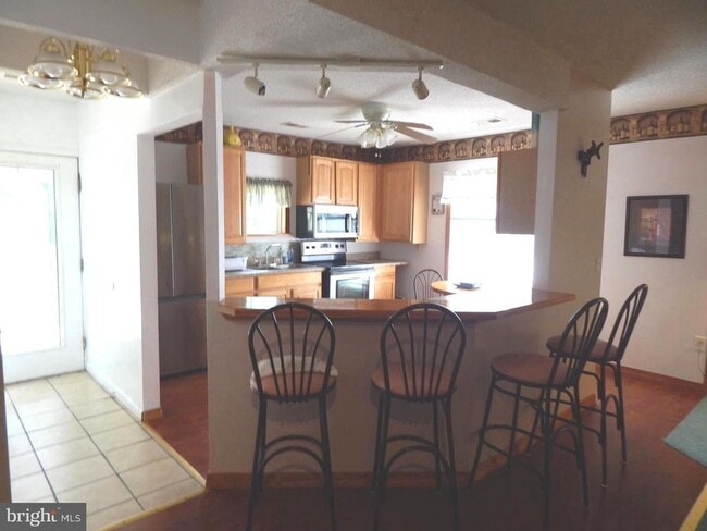 Photo - 2553 Warm Springs Rd