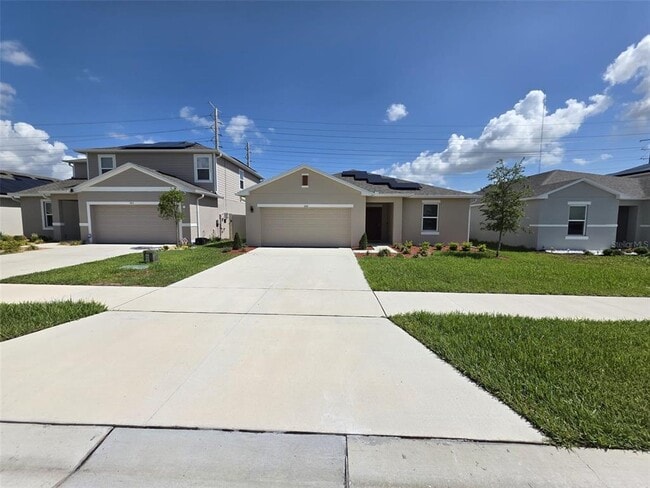 Photo - 559 Wayland Dr