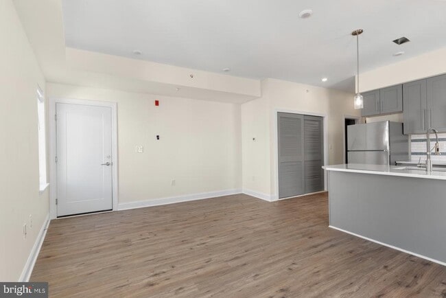 Photo - 509 Gorgas Ln Unit E
