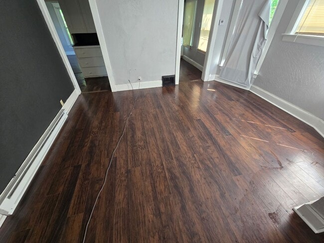 Photo - 10117 Somerset Ave Unit 1