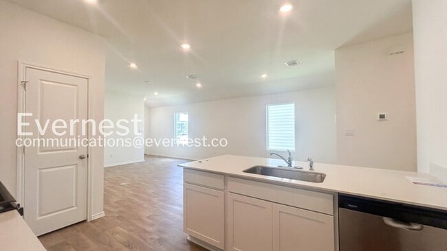 Photo - 320 Santo Domingo Rd