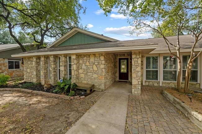 Photo - 10305 Caracara Dr